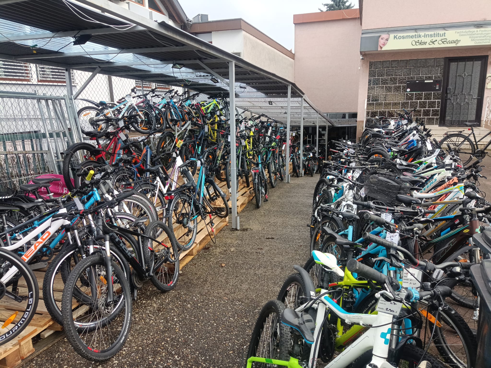 Bike Haus Freiburg - Foto 1